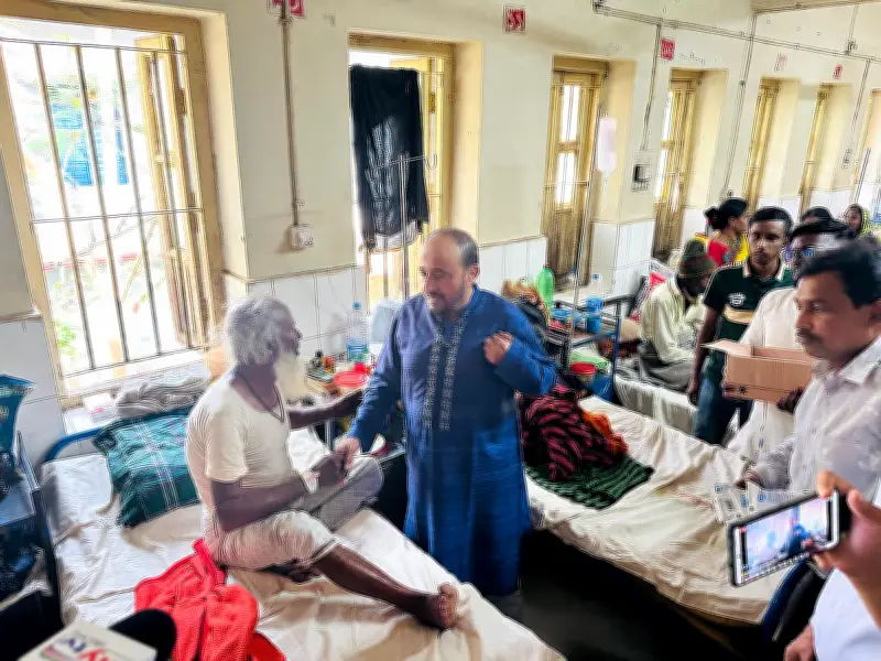 শ্রীমঙ্গল স্বাস্থ্য কমপ্লেক্সে এমপির আকস্মিক পরিদর্শন, রোগীদের সঙ্গে কথা ও প্রতিশ্রুতি