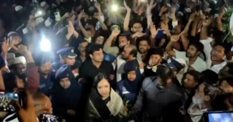 ব্রাহ্মণবাড়িয়ায় রুমিন ফারহানাকে বাধা দেয়ার অভিযোগে ১৫০ জনের বিরুদ্ধে মামলা