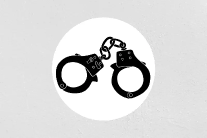 যাত্রাবাড়ীতে লেগুনাচালক হত্যা: পুলিশের গ্রেপ্তার, চাঁদাবাজির অভিযোগে রাজনৈতিক নিন্দা