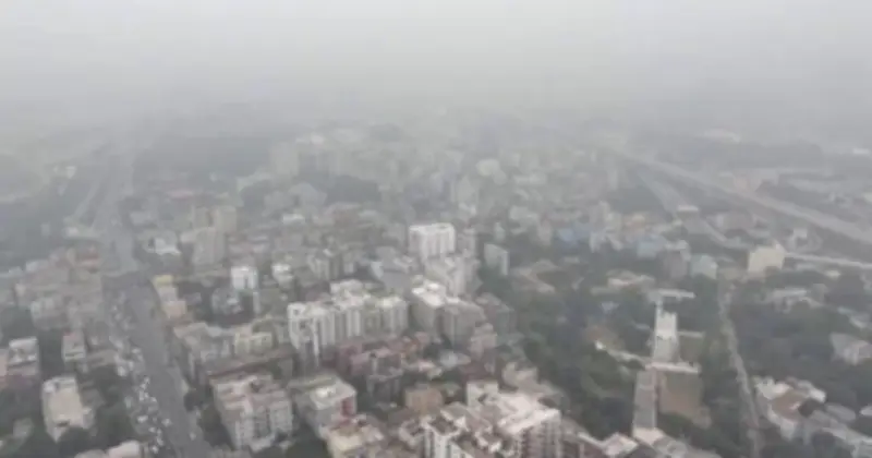 বিশ্বে বায়ুদূষণে শীর্ষে ঢাকা, এয়ার কোয়ালিটি ইনডেক্সে ৩৩২ স্কোর