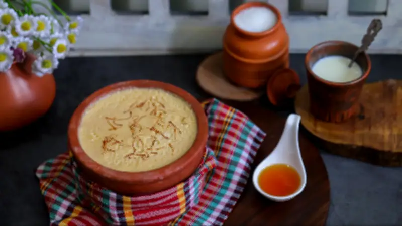 দই খাওয়ার পর পানি পান: স্বাস্থ্যকর অভ্যাস নাকি ক্ষতিকর?