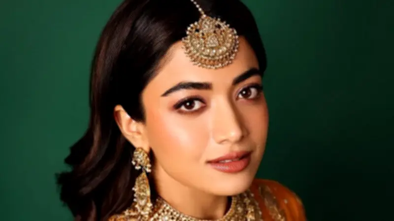 রাশমিকা মান্দানার বিয়ের সাজ: সাতটি রঙে সাত রকমের কনে লুক