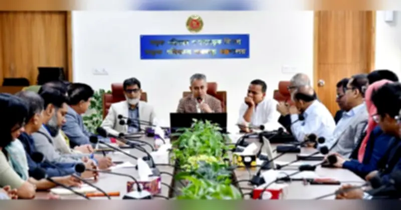 মন্ত্রী রবিউল আলামের নতুন কর্মকর্তাদের প্রতি আহ্বান: রাষ্ট্রের স্বার্থে নিষ্ঠার সাথে দায়িত্ব পালন করুন