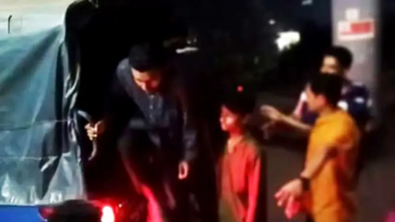 চাঁদপুরে ২১ জন আটক, শিক্ষামন্ত্রীর নির্দেশে জামিনে মুক্তি; ঢাকায় পরিবার কার্ড বিতরণ শুরু