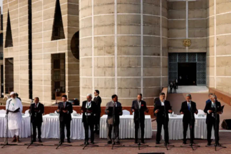 নতুন মন্ত্রিসভার শপথ: সুশাসন ও প্রাতিষ্ঠানিক সংস্কারের চ্যালেঞ্জ
