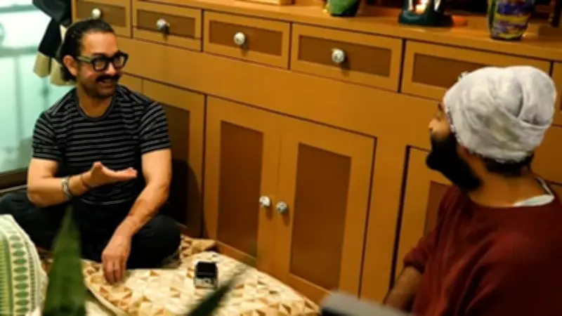 ‘এক দিন’ সিনেমার গানে আমির খান ও অরিজিৎ সিং-এর সৃজনশীল মিলন, ভিডিওতে ফুটে উঠেছে আবেগঘন আলোচনা