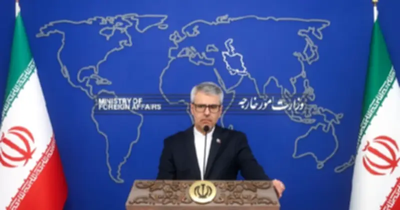 ইরানের কঠোর সতর্কতা: আলোচনা চাই, সামরিক আগ্রাসনের জবাবে কঠোর প্রতিক্রিয়া