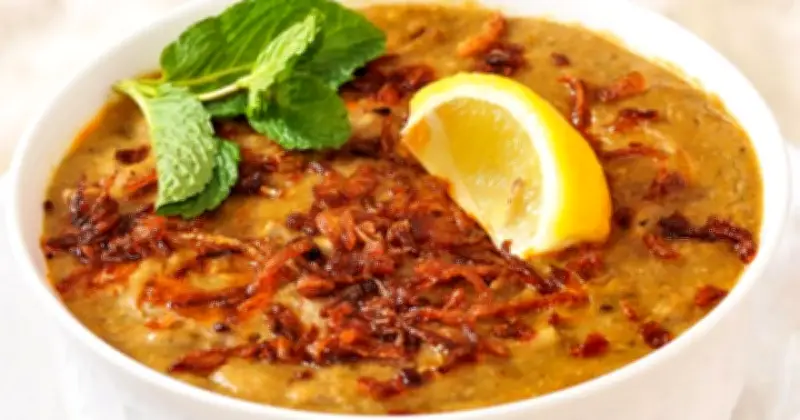 রমজানের ঐতিহ্যবাহী খাবার হালিম: ইতিহাস, পুষ্টিগুণ ও রেসিপি