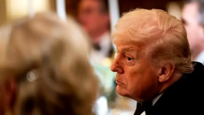 ট্রাম্পের হুমকি, আয়কর নথি জব্দ, বজ্রসহ বৃষ্টি ও আগুনের ঘটনায় উত্তপ্ত বাংলাদেশ