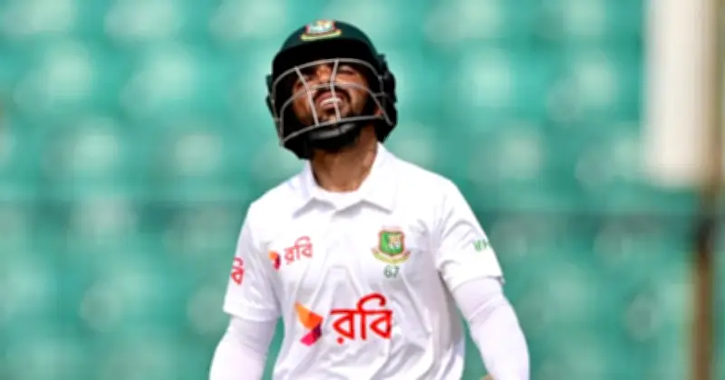 মুমিনুল হকের কঠিন স্বীকারোক্তি: বাংলাদেশে টেস্ট ক্রিকেটার হওয়া মানে দুর্ভোগ