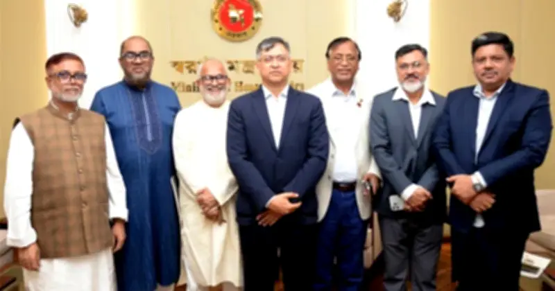 নবনিযুক্ত ছয় সিটি করপোরেশন প্রশাসকের সঙ্গে স্বরাষ্ট্রমন্ত্রীর সৌজন্য সাক্ষাৎ