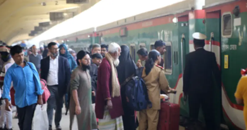 বাংলাদেশে অনলাইন শিক্ষার ভবিষ্যৎ: নতুন নীতিমালা ও চ্যালেঞ্জ