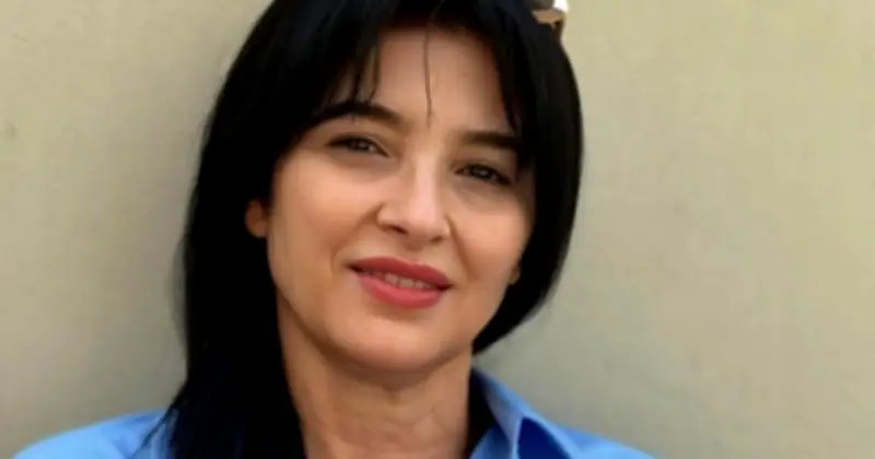 অভিনেত্রীর অবয়ব ব্যবহার করে ভার্চুয়াল মন্ত্রী নিয়োগে আইনি জটিলতা