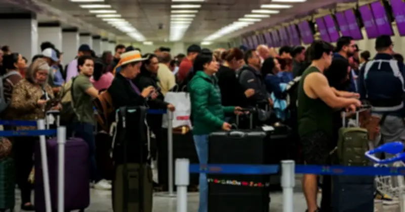 মেক্সিকোর মাদক সম্রাট নিহতের পর পর্যটন শহরে আতঙ্ক, মার্কিন নাগরিক আটকা