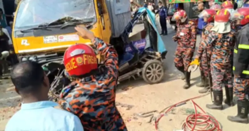 গাইবান্ধায় সড়ক দুর্ঘটনায় দুই নিহত, আহত পাঁচ, স্বামী-স্ত্রীও আক্রান্ত