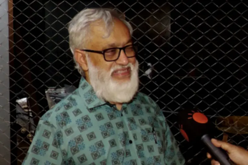 বাংলাদেশে অনলাইন শিক্ষার নতুন অধ্যায়: প্রযুক্তির মাধ্যমে শিক্ষার সম্প্রসারণ