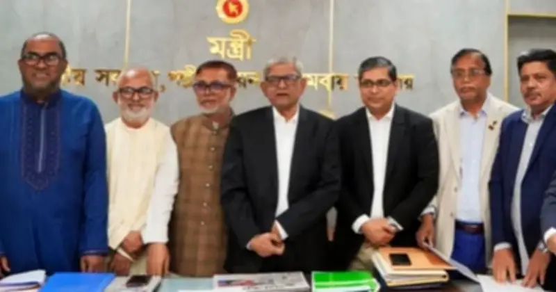 স্থানীয় সরকার নির্বাচন দলীয় প্রতীকে হবে কি না, সংসদে সিদ্ধান্ত নেবে: মন্ত্রী ফখরুল