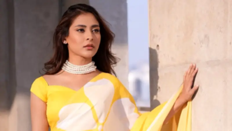 মেহজাবীন চৌধুরীর বিরুদ্ধে মদ সংক্রান্ত অভিযোগ: আইনি পদক্ষেপ নিলেন অভিনেত্রী