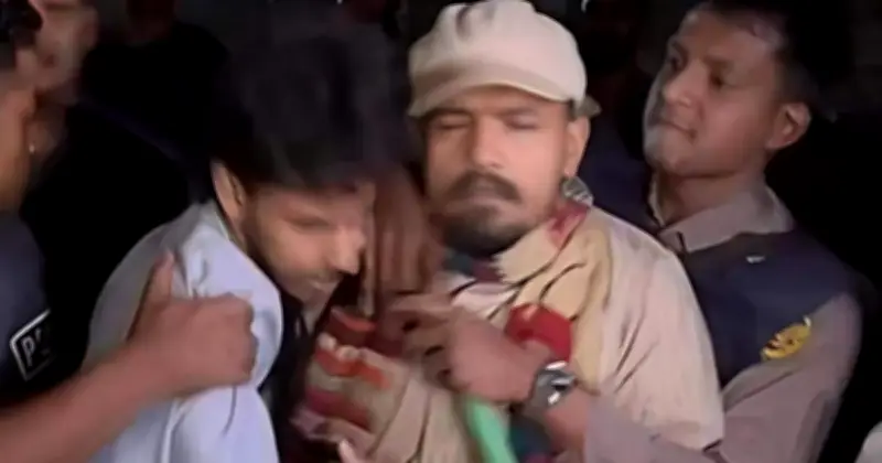 ঢাবি শিক্ষার্থীকে মারধরের ঘটনায় পুলিশের চার সদস্য প্রত্যাহার