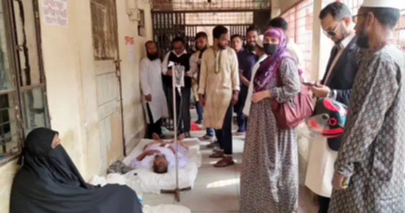 পিরোজপুরে একই পরিবারের তিন সদস্যকে অজ্ঞান করে মূল্যবান মালামাল লুটের অভিযোগ