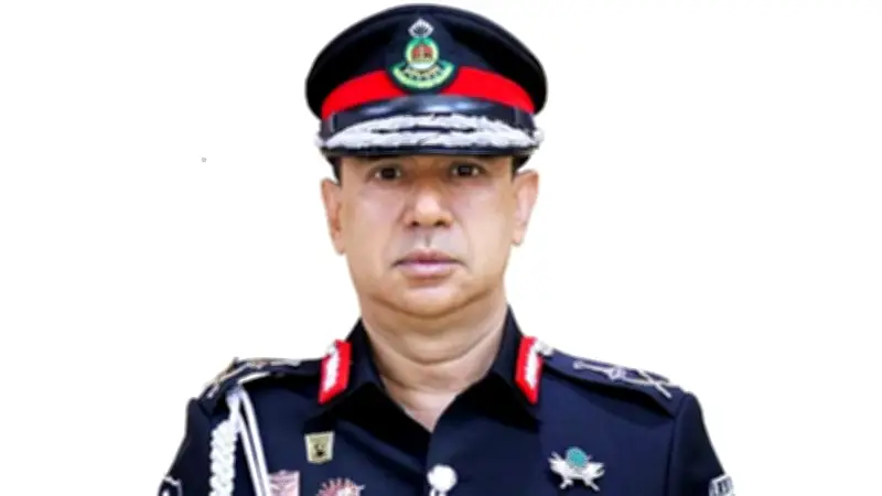 র‍্যাবের সাবেক ডিজি হারুনের ব্যাংক হিসাব অবরুদ্ধ, 'রাজসাক্ষী বাণিজ্য' নিয়ে বিতর্ক ও বিচারপ্রক্রিয়ার প্রশ্ন