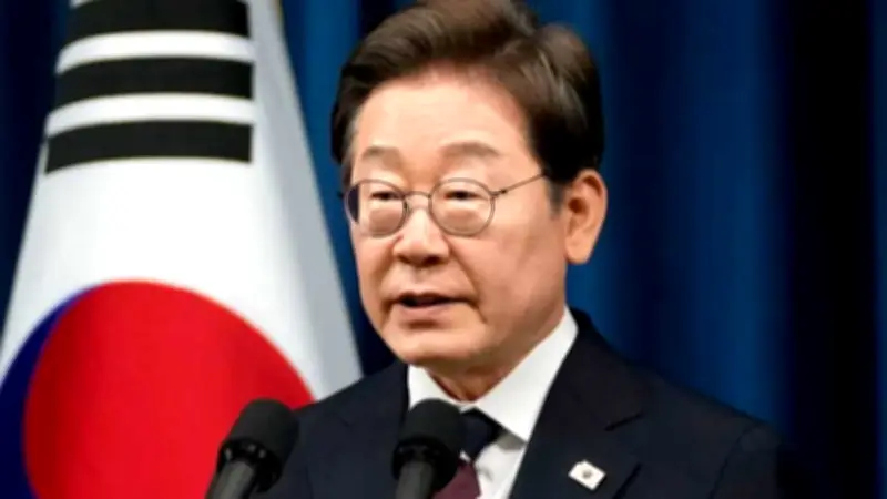 বাংলাদেশের প্রবৃদ্ধিতে আস্থা প্রকাশ করলেন দক্ষিণ কোরিয়ার প্রেসিডেন্ট, প্রধানমন্ত্রী তারেক রহমানের নেতৃত্বে