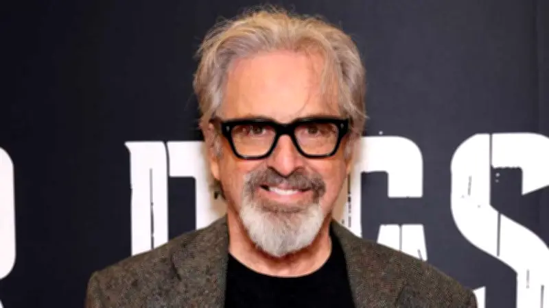 বিনোদন জগতে শোক: অভিনেতা রবার্ট ক্যারাডাইনের মৃত্যু, বয়স ৭১