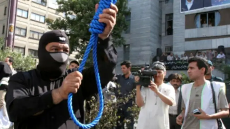 ইরানে বিক্ষোভকারীর মৃত্যুদণ্ড, বাংলাদেশে স্থানীয় নির্বাচনের রূপরেখা চায় এনসিপি