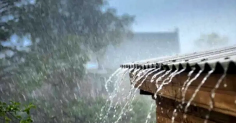 ঢাকা, খুলনা ও বরিশালে বজ্রসহ বৃষ্টির পূর্বাভাস, তাপমাত্রা বাড়ার সম্ভাবনা