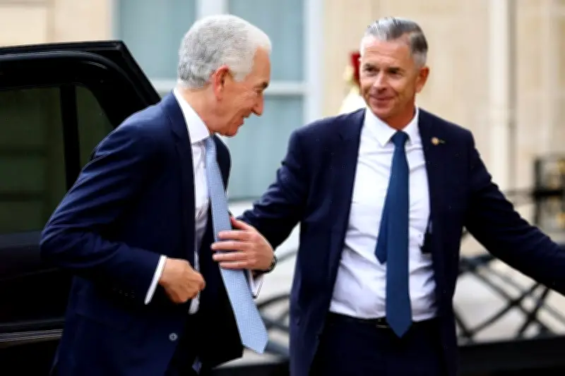 ফ্রান্সে মার্কিন রাষ্ট্রদূত কুশনারের ওপর মন্ত্রীদের সঙ্গে সাক্ষাতের নিষেধাজ্ঞা