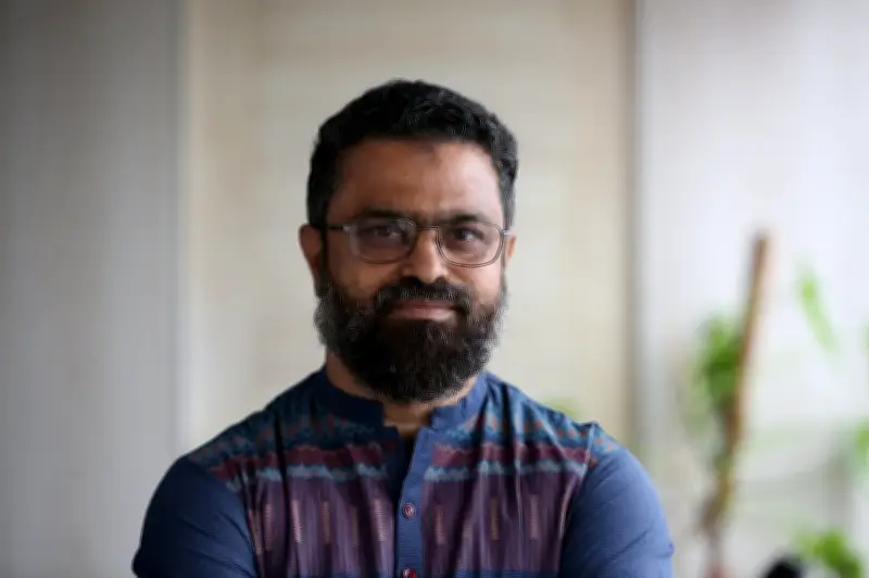 প্রযুক্তি আসক্তি মাদকের মতোই বিপজ্জনক: মনোরোগ বিশেষজ্ঞদের সতর্কতা