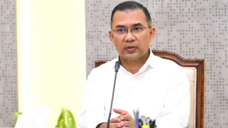 বাংলাদেশে 'ফ্যামিলি কার্ড' উদ্বোধন, শ্রীলঙ্কার গোয়েন্দা প্রধান গ্রেপ্তার ও হজ খাতে যৌথ উদ্যোগ