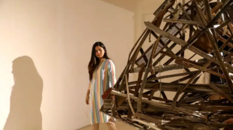 অর্চিতা স্পর্শিয়ার মর্মস্পর্শী অভিজ্ঞতা: 'আলো' প্রদর্শনীতে প্রথম আলোর ধ্বংসাবশেষ দেখে