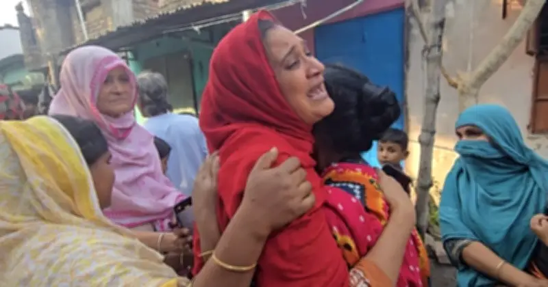 জমি কেনার দ্বন্দ্বে রাজশাহীতে প্রকাশ্যে ছুরিকাঘাতে যুবক নিহত