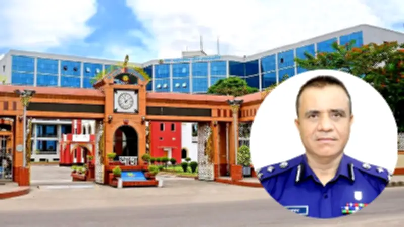 নবনিযুক্ত ডিএমপি কমিশনার ও আইজিপির ব্যাজ পরানো, মাদক পাচার ও গ্রেপ্তার নিয়ে আলোচনা