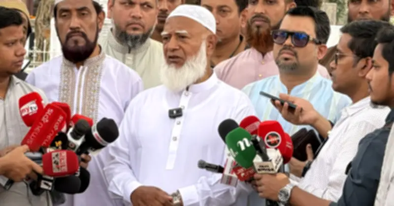 জামায়াতের আমীর শফিকুর রহমানের বানানিতে ২০০৯-এর বি.ডি.আর. হত্যাকাণ্ডের শহীদ সেনা কর্মকর্তাদের সমাধিতে শ্রদ্ধা