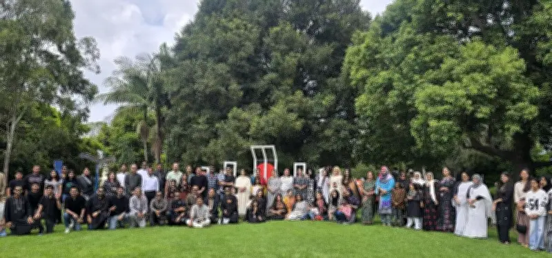 অস্ট্রেলিয়ায় প্রথমবারের মতো কাঠের শহীদ মিনার নির্মাণ, শতাধিক প্রবাসী পরিবারের অংশগ্রহণ