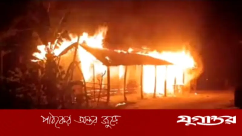 বরগুনায় নির্বাচনি সহিংসতায় পুড়ল ৪ দোকান, ক্ষতি ৩০ লাখ টাকা