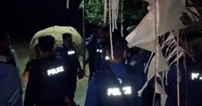 মাদারীপুরে আধিপত্য নিয়ে রক্তক্ষয়ী সংঘর্ষ: আহত ৭, ককটেল বিস্ফোরণে আতঙ্ক