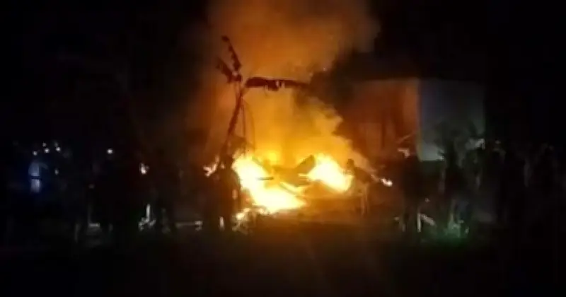 মাদারীপুরের শিবচরে খামারে ভয়াবহ আগুন, গবাদিপশু পুড়ে ছাই, ক্ষতি ১৫ লাখ টাকা