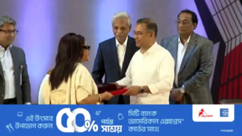 প্রধানমন্ত্রী তারেক রহমানের হাতে ৯ ব্যক্তি ও একটি প্রতিষ্ঠান পেলেন একুশে পদক ২০২৬