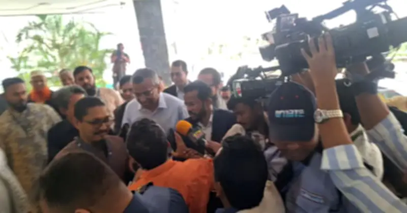 বাংলাদেশ ব্যাংকের নতুন গভর্নর মোস্তাকুর রহমান: 'কথা নয়, কাজই অগ্রাধিকার'