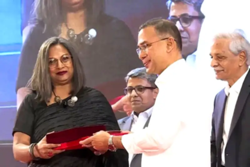 বাংলাদেশে অনলাইন শিক্ষার নতুন সম্ভাবনা: প্রযুক্তির মাধ্যমে শিক্ষার প্রসার