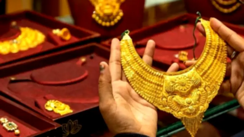 বাংলাদেশে ভূমিকম্পের ঝাঁকুনি, সাবেক মেয়র আইভীর জামিন ও স্বর্ণবাজারে ঊর্ধ্বগতি