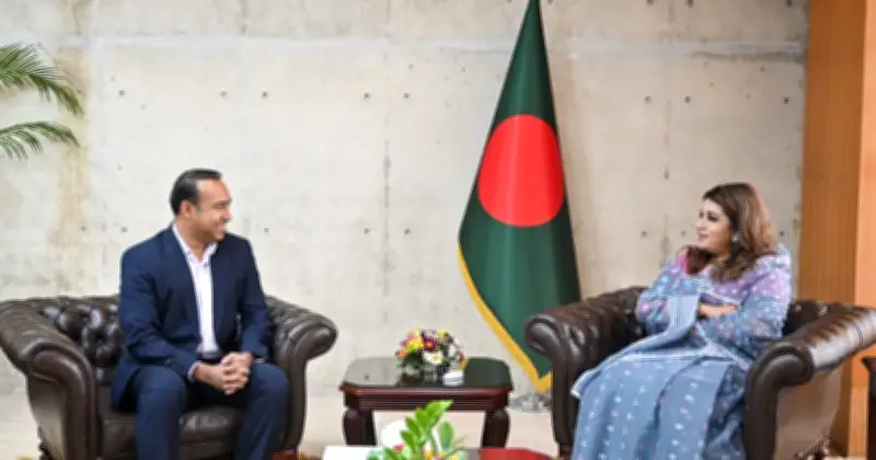 বাফুফে প্রেসিডেন্টের সঙ্গে পররাষ্ট্র প্রতিমন্ত্রীর সাক্ষাৎ, ফুটবল উন্নয়নে আলোচনা