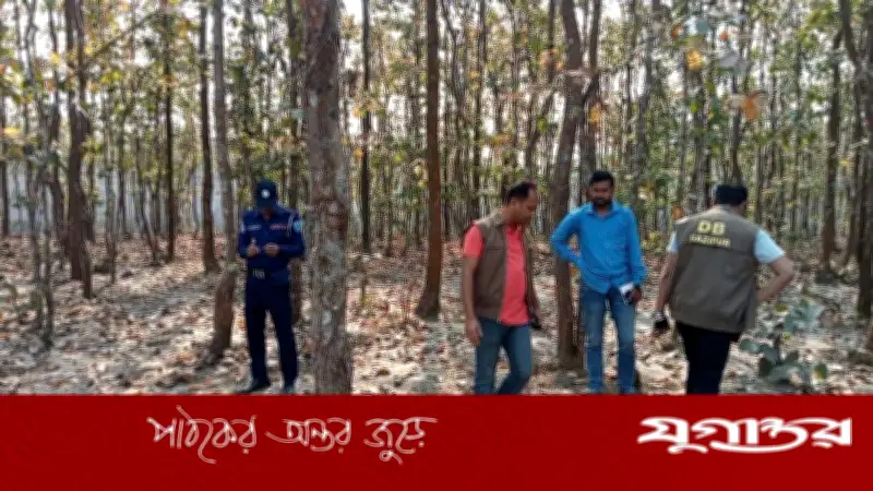 গাজীপুরের শালবনে টিকটক শুটিংয়ে অর্ধগলিত লাশ উদ্ধার, পুলিশ তদন্তে