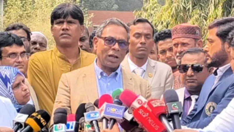 বাংলাদেশে অনলাইন শিক্ষার ভবিষ্যৎ: নতুন নীতিমালা ও চ্যালেঞ্জ