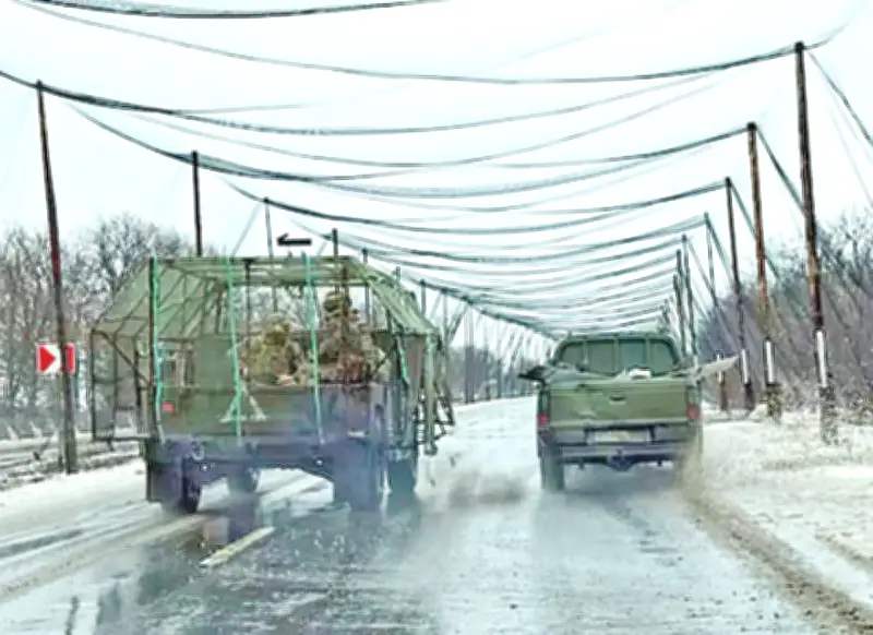 ড্রোন হামলা ঠেকাতে ইউক্রেনের ৪ হাজার কিলোমিটার সড়ক জালে ঢাকার লক্ষ্য