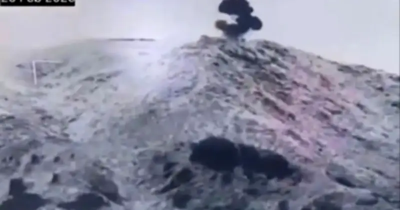 পাকিস্তান-আফগানিস্তান সীমান্তে তীব্র সংঘাত: বিমান হামলায় গোলাবারুদ ডিপো ধ্বংস, তালেবান সদস্য নিহত