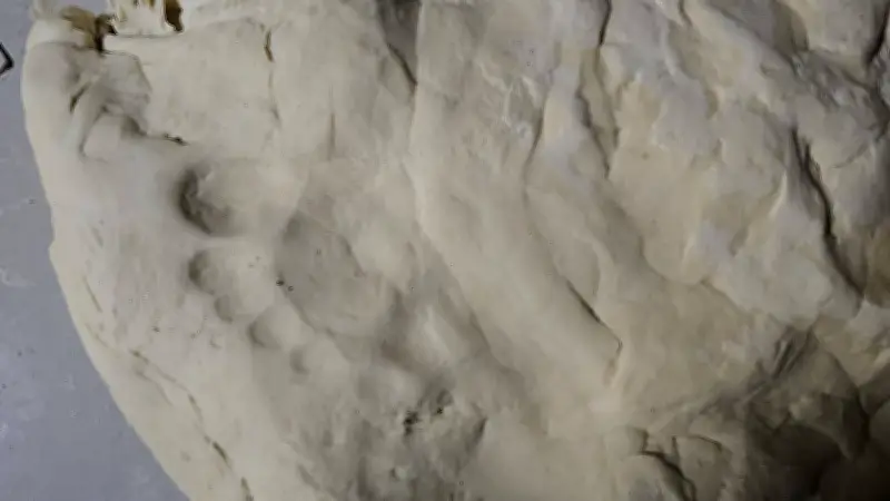 বগুড়ার সেমাই কারখানায় পায়ের ছাপ, অস্বাস্থ্যকর পরিবেশে উৎপাদন অব্যাহত